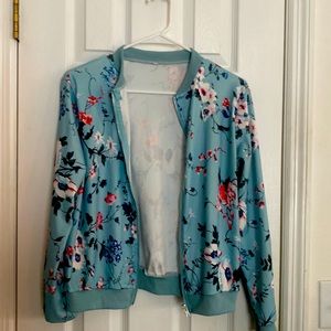 Spring zip up crew neck jacket